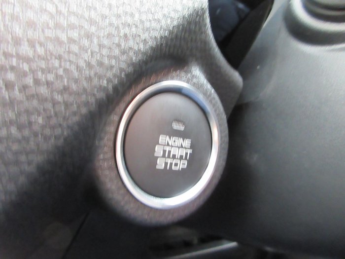 2025 Isuzu D-MAX BLADE