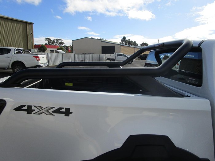 2025 Isuzu D-MAX BLADE