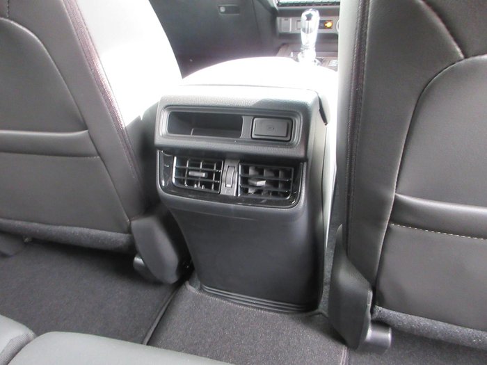 2025 Isuzu D-MAX BLADE