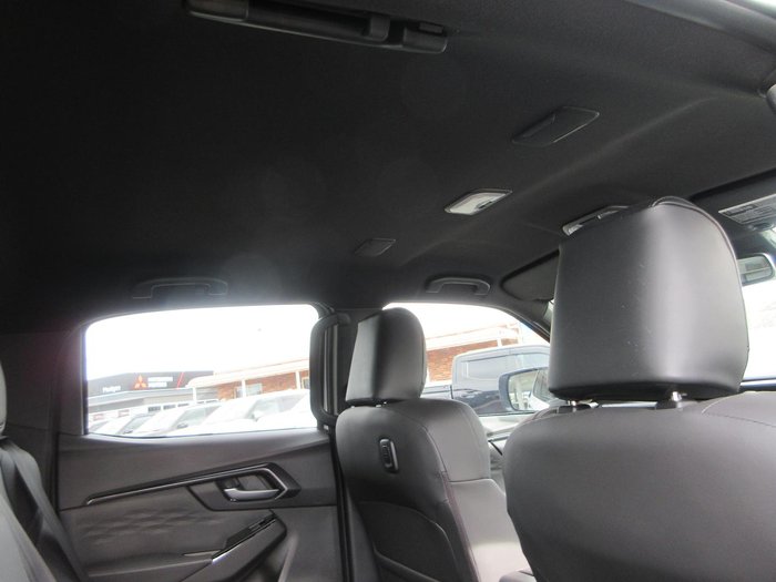 2025 Isuzu D-MAX BLADE