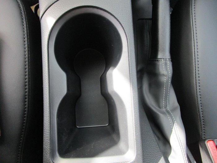 2025 Isuzu D-MAX BLADE