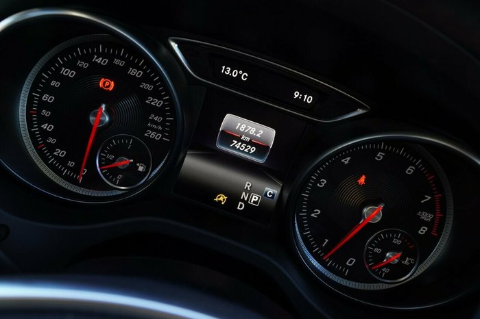 2017 Mercedes-Benz GLA-Class GLA180