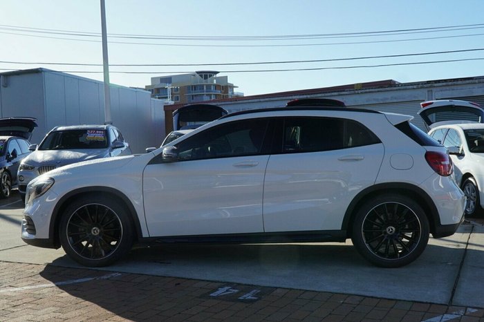 2017 Mercedes-Benz GLA-Class GLA180