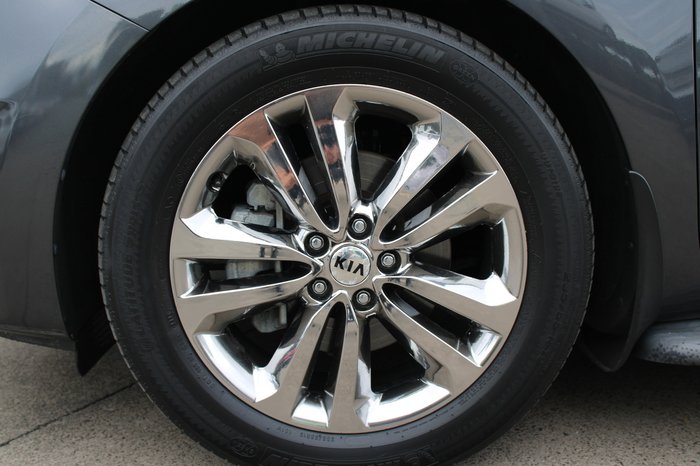2017 Kia Carnival