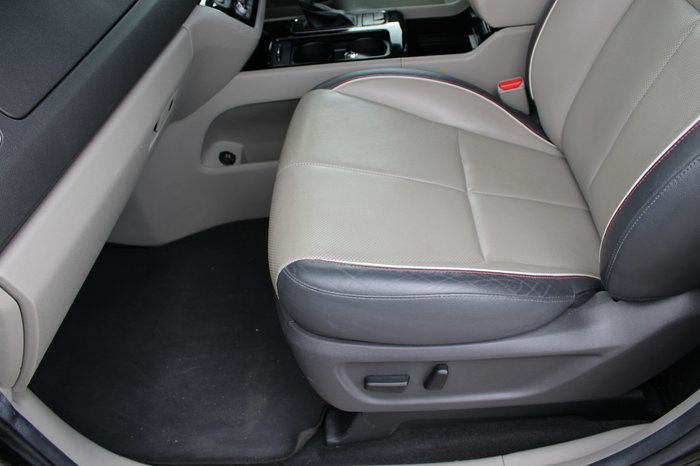 2017 Kia Carnival