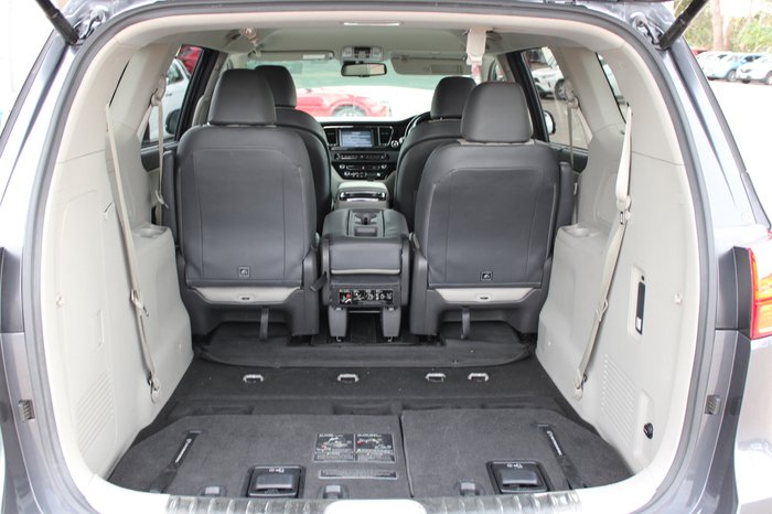 2017 Kia Carnival