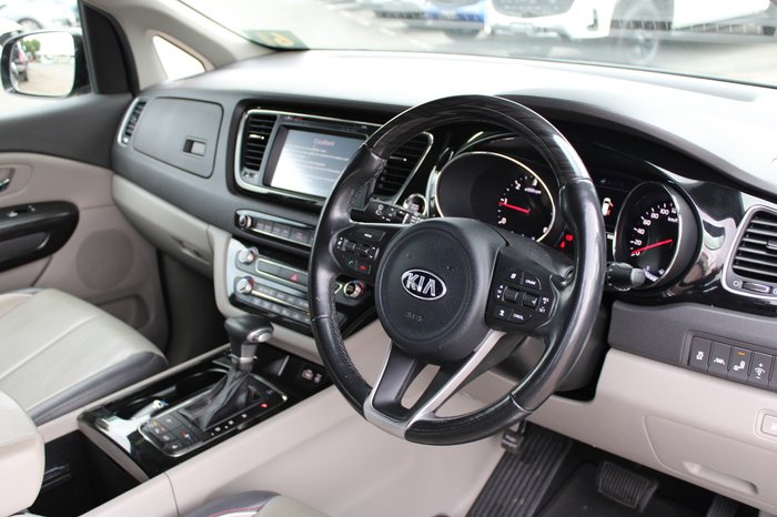 2017 Kia Carnival
