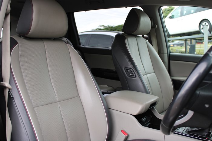 2017 Kia Carnival