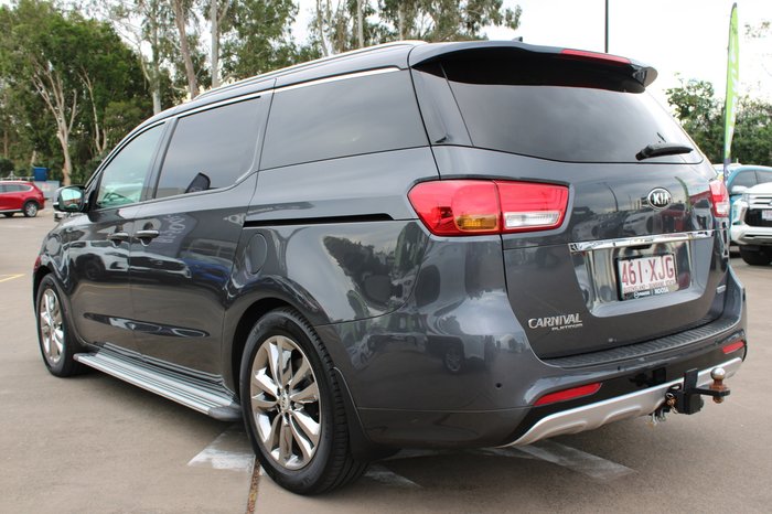 2017 Kia Carnival