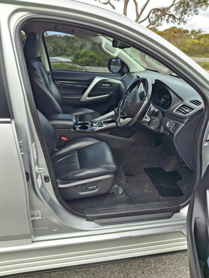2016 Mitsubishi Pajero Sport GLS
