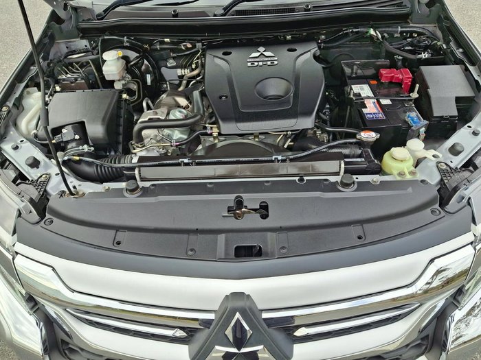 2016 Mitsubishi Pajero Sport GLS