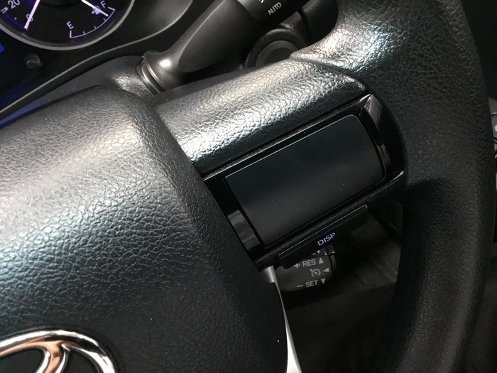 2017 Toyota Hilux SR