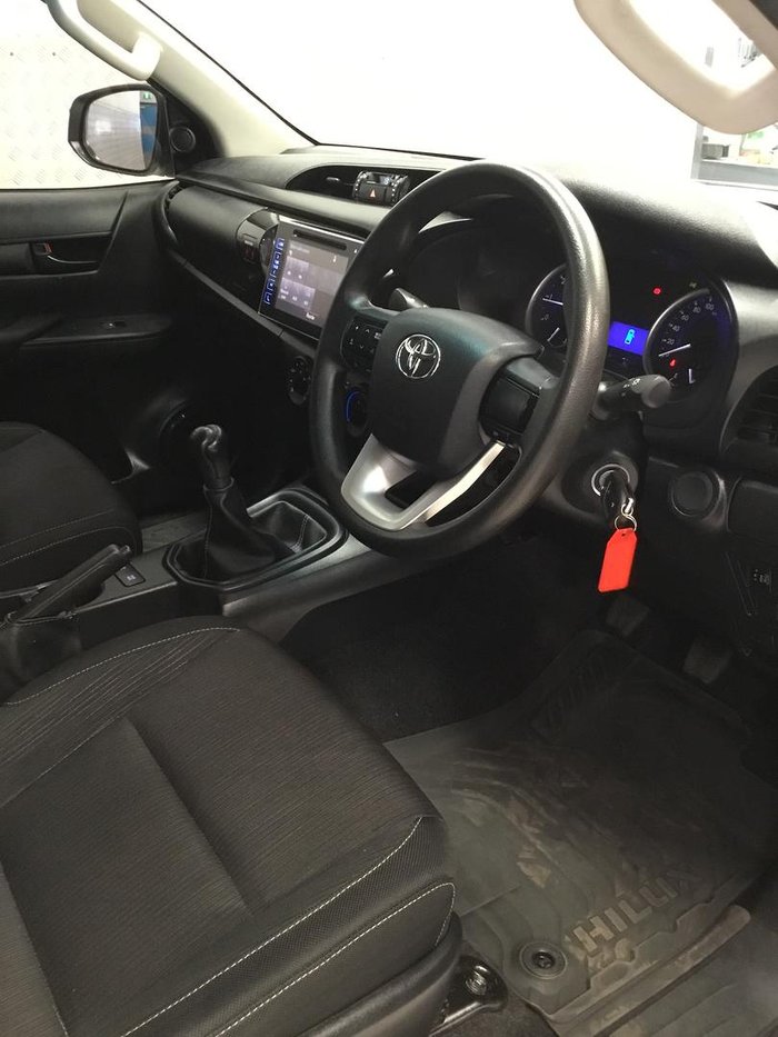 2017 Toyota Hilux SR