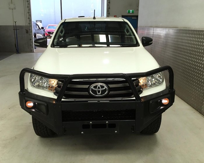 2017 Toyota Hilux SR