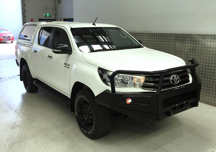 2017 Toyota Hilux SR