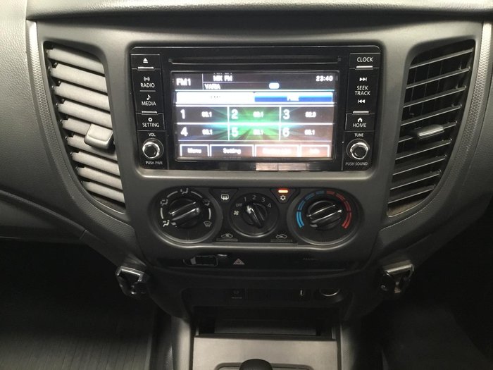 2021 Mitsubishi Triton GLX
