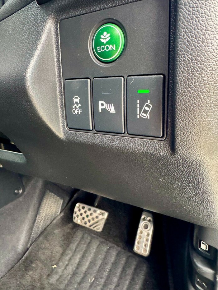 2017 Honda HR-V VTi-L