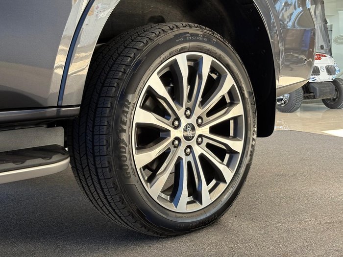 2024 Ford Everest Platinum