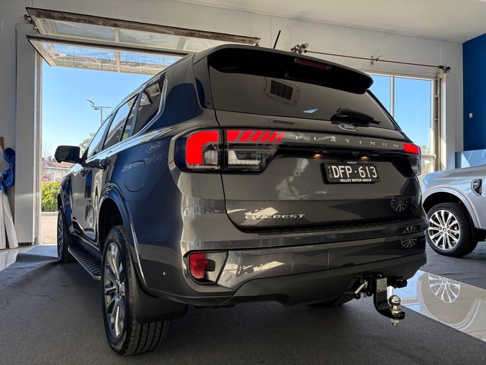2024 Ford Everest Platinum