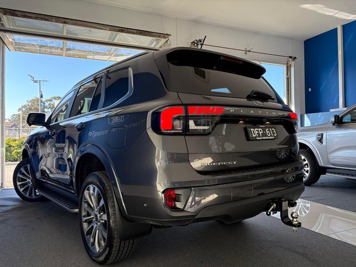 2024 Ford Everest Platinum