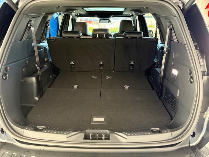 2024 Ford Everest Platinum