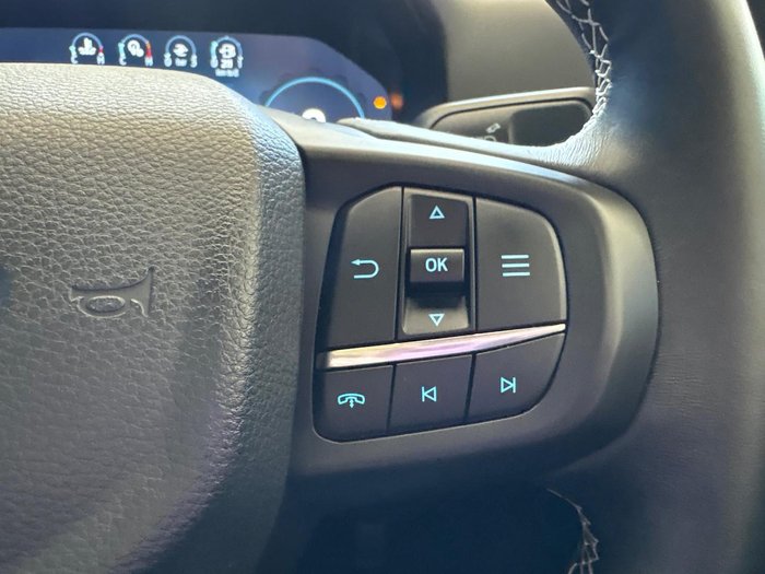 2024 Ford Everest Platinum