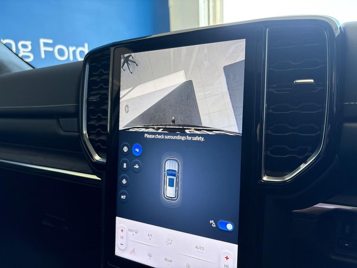 2024 Ford Everest Platinum