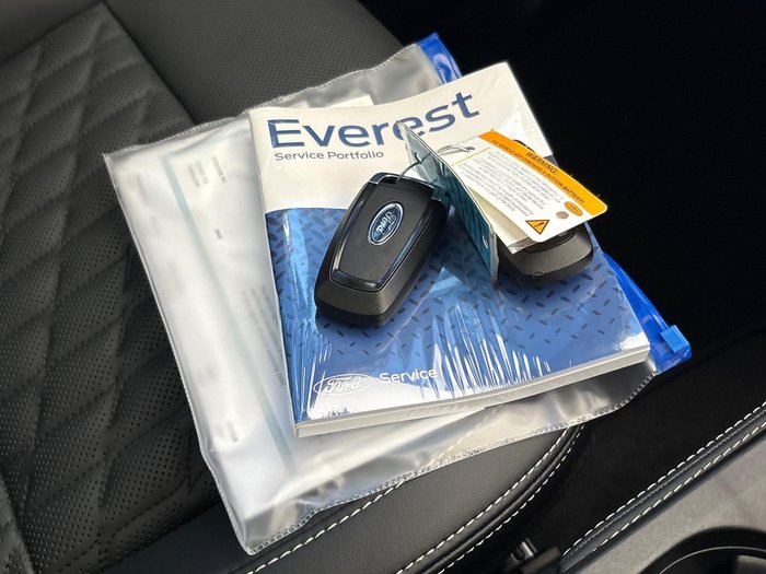 2024 Ford Everest Platinum
