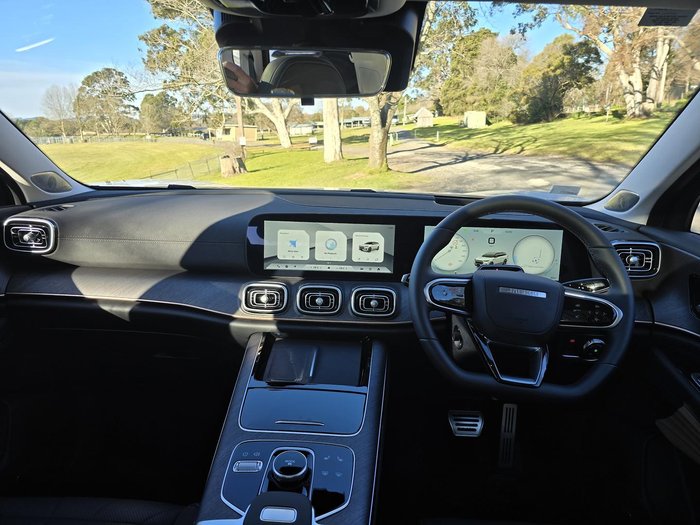 2025 Jaecoo J8 Track