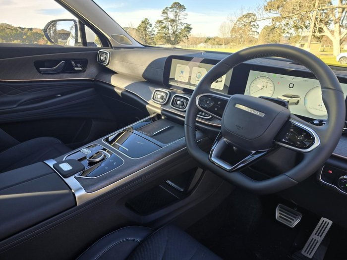 2025 Jaecoo J8 Track