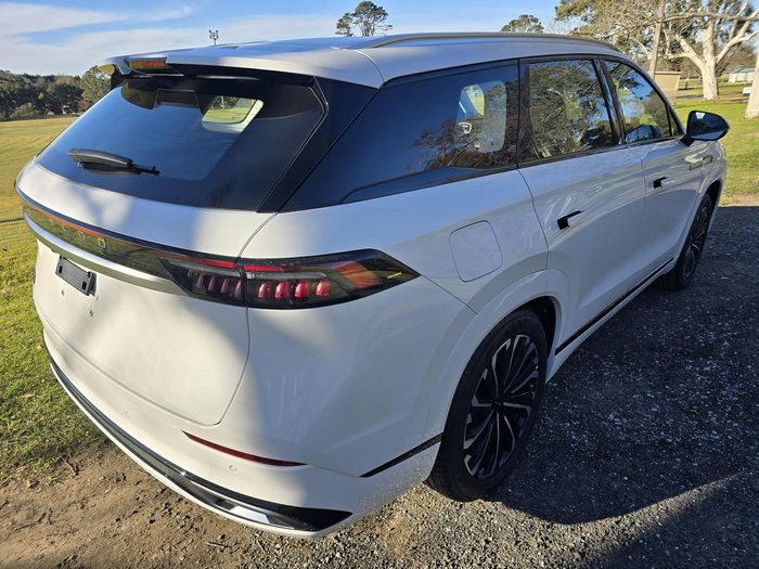 2025 Jaecoo J8 Track