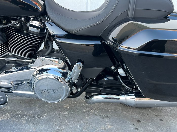 2025 Harley-davidson FLTRX ROAD GLIDE (117) Vivid Black