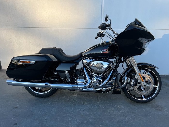 2025 Harley-davidson FLTRX ROAD GLIDE (117) Vivid Black