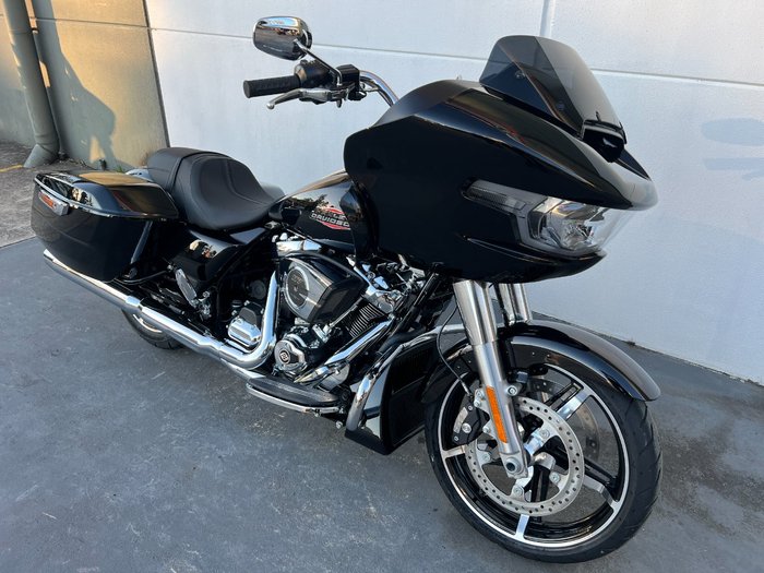 2025 Harley-davidson FLTRX ROAD GLIDE (117) Vivid Black