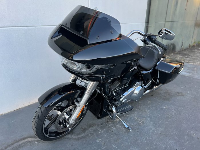 2025 Harley-davidson FLTRX ROAD GLIDE (117) Vivid Black