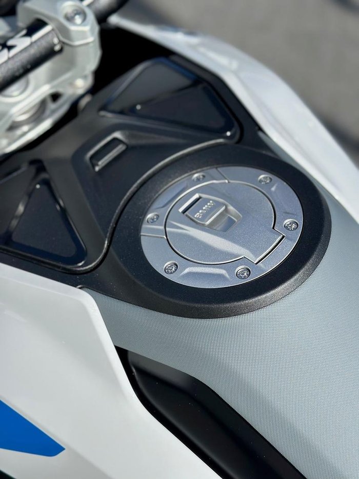 2025 BMW R 1300 GS Pure R 1300 White