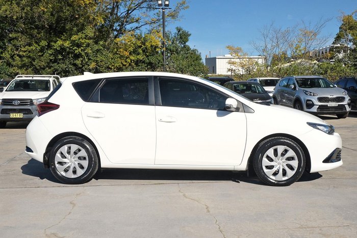 2018 Toyota Corolla Ascent ZRE182R Glacier White