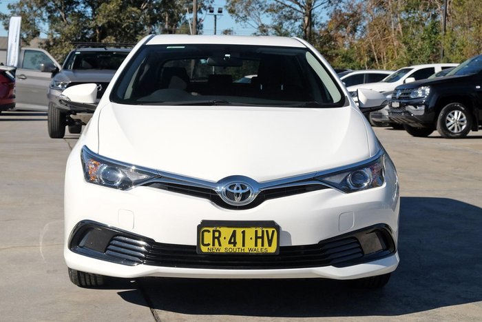 2018 Toyota Corolla Ascent ZRE182R Glacier White