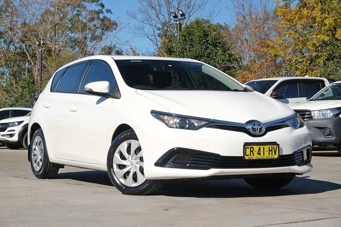 2018 Toyota Corolla Ascent ZRE182R Glacier White