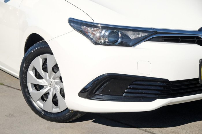 2018 Toyota Corolla Ascent ZRE182R Glacier White