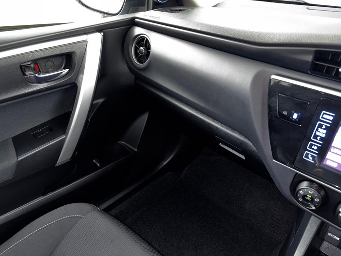2017 Toyota Corolla SX