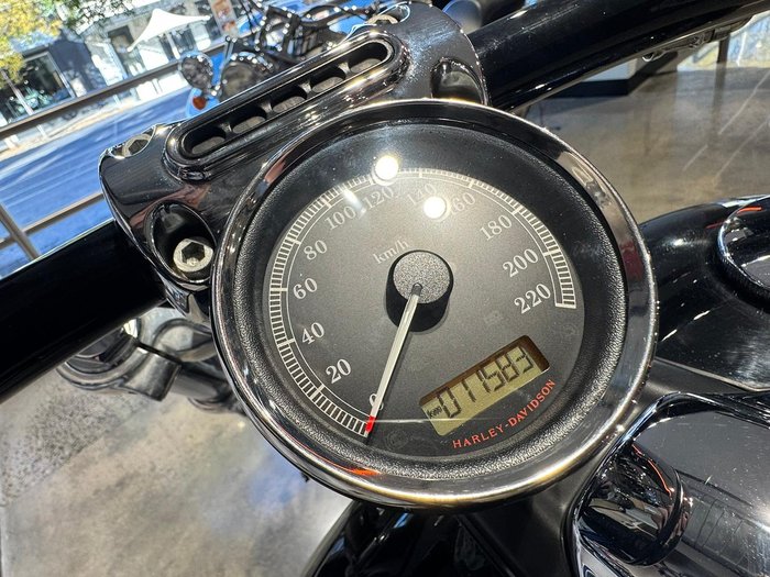 2017 Harley-Davidson Breakout 103 (FXSB) Softail Black