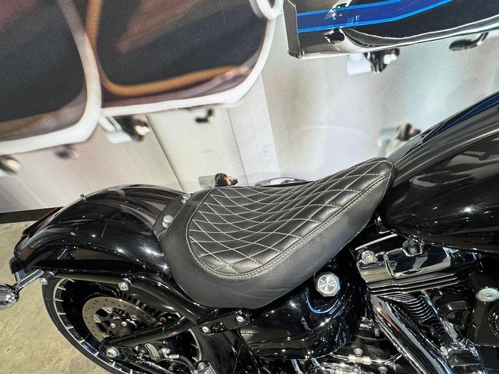 2017 Harley-Davidson Breakout 103 (FXSB) Softail Black