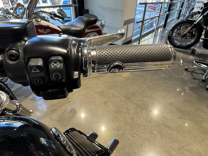 2017 Harley-Davidson Breakout 103 (FXSB) Softail Black