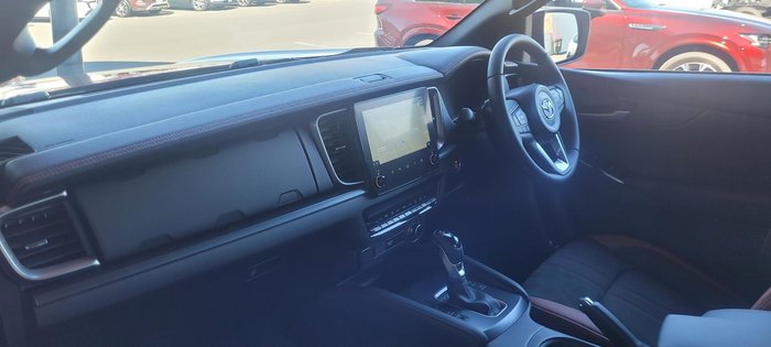 2025 Mazda BT-50 SP
