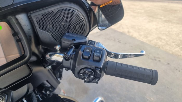 2025 Harley-davidson FLHX STREET GLIDE (117) Vivid Black