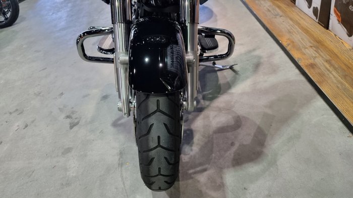 2025 Harley-davidson FLHX STREET GLIDE (117) Vivid Black