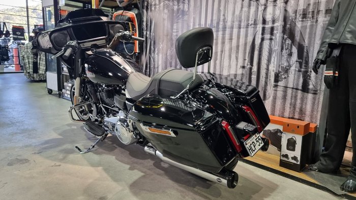 2025 Harley-davidson FLHX STREET GLIDE (117) Vivid Black