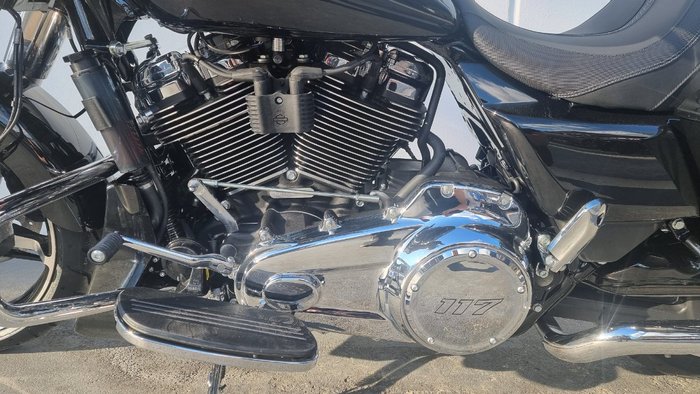 2025 Harley-davidson FLHX STREET GLIDE (117) Vivid Black