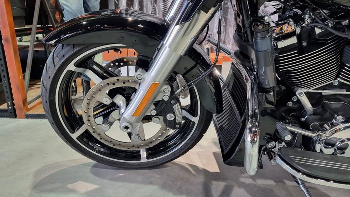 2025 Harley-davidson FLHX STREET GLIDE (117) Vivid Black